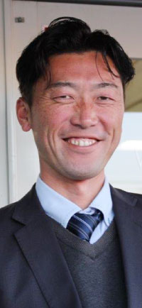 横浜町田インター店　店長