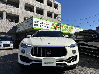 マセラティ　レヴァンテ